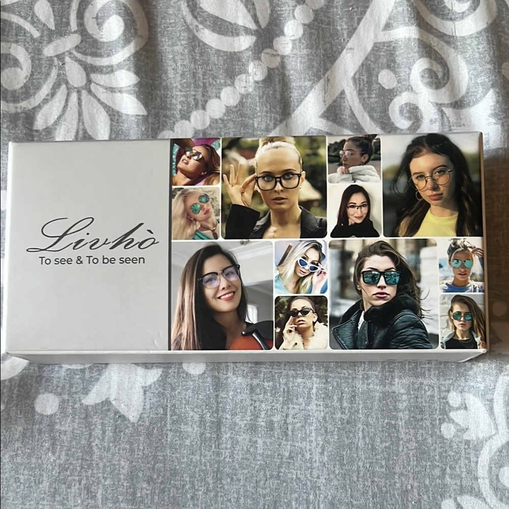 Livhò Black and Clear Blue Light glasses!